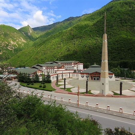 Sheraton Jiuzhaigou Resort Exterior foto